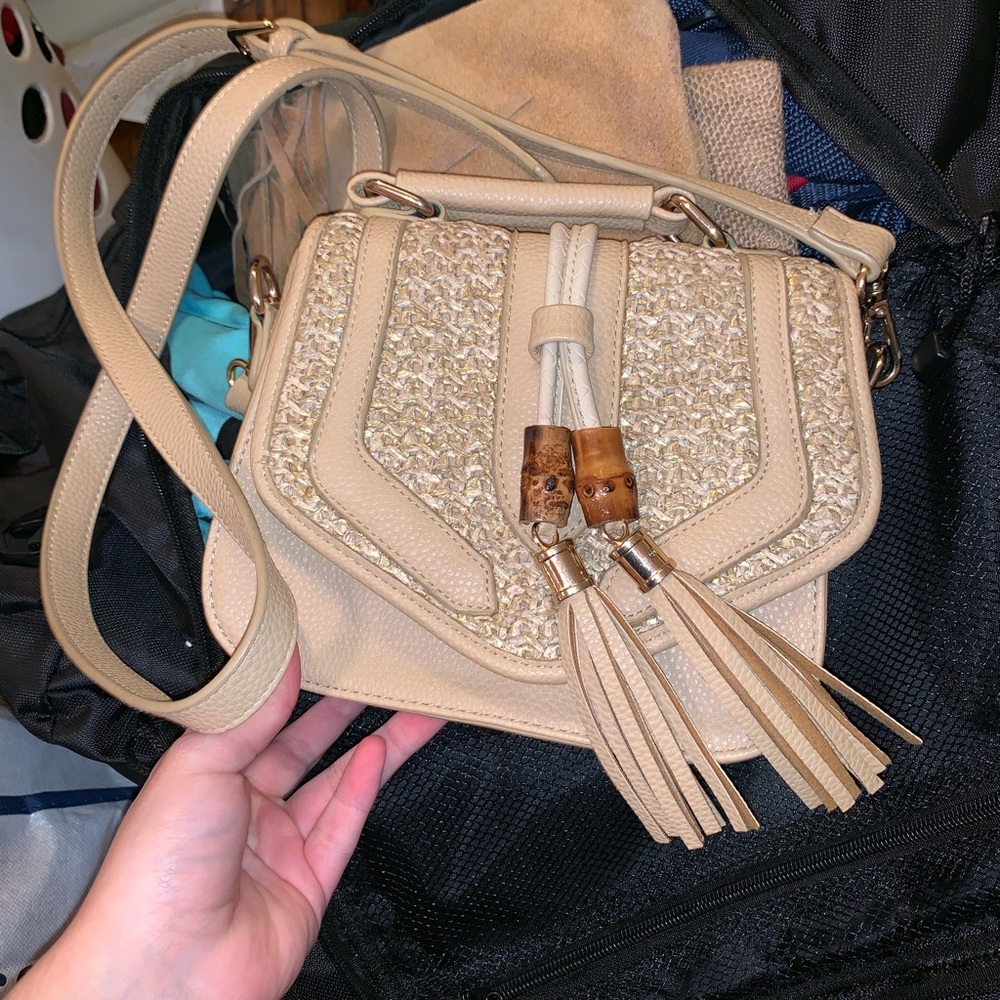 Bebe crossbody